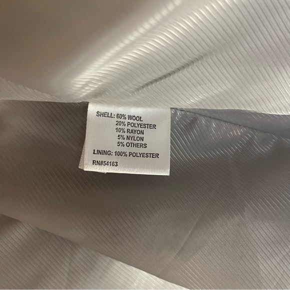 Calvin Klein - Women's Wool Blend Belted Gray Wrap Coat - size 6 - Picture 7 of 8